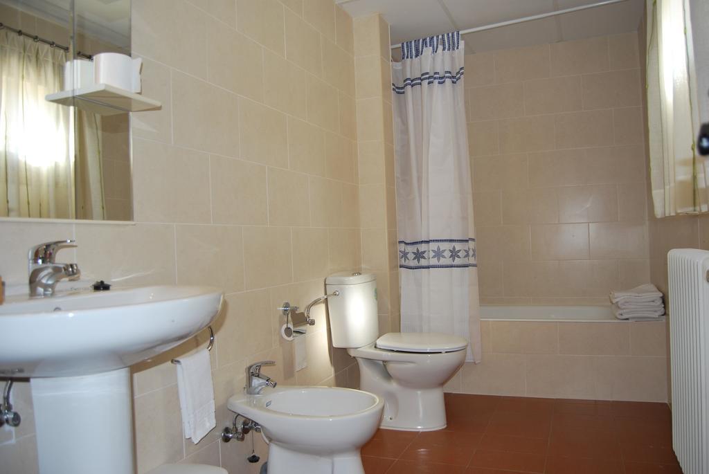 Hostal De Montana La Casa Grande Nogueruelas Zimmer foto